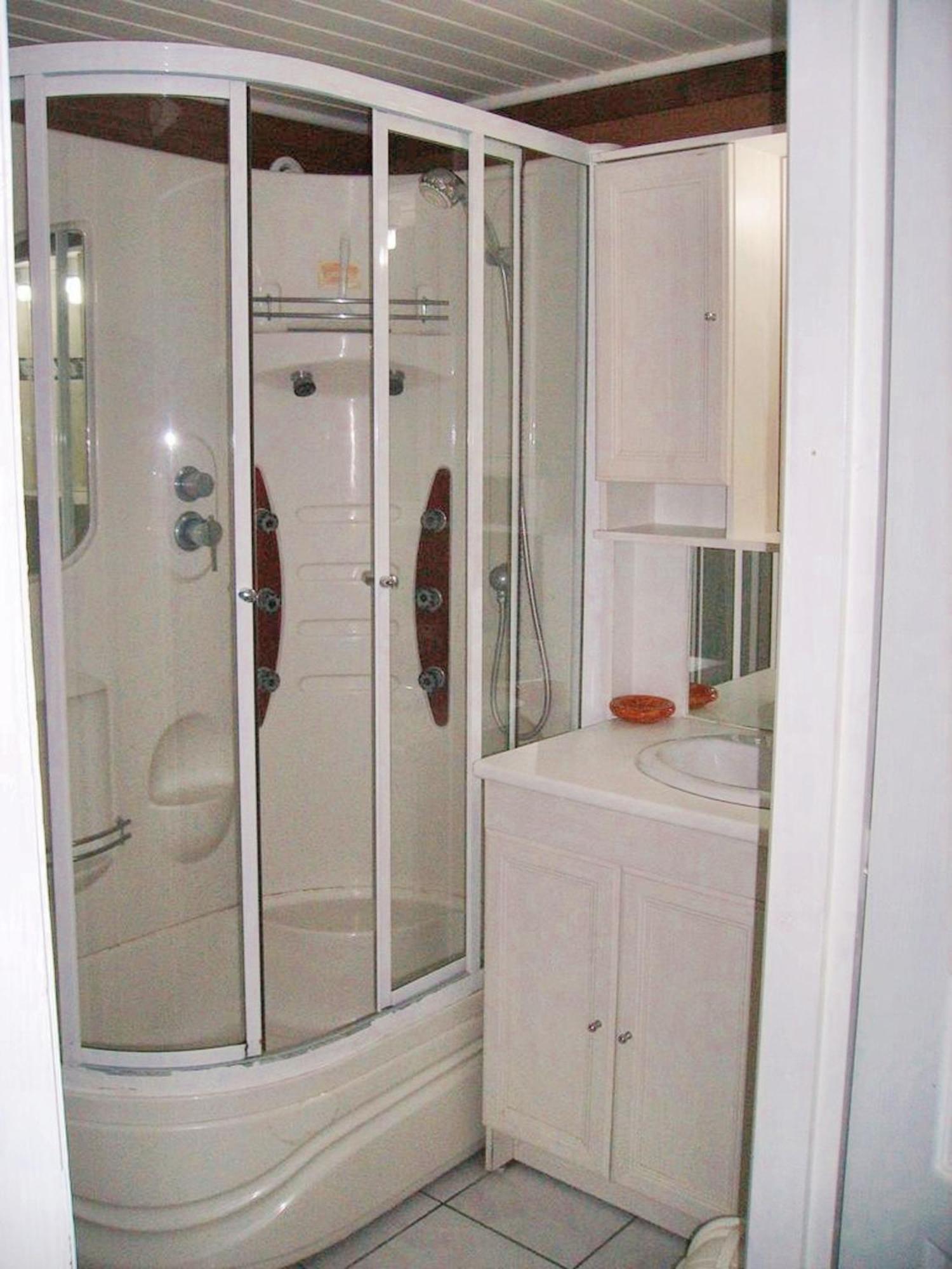 Appartement Charmant A Breuillet Avec Jardin Spacieux Экстерьер фото